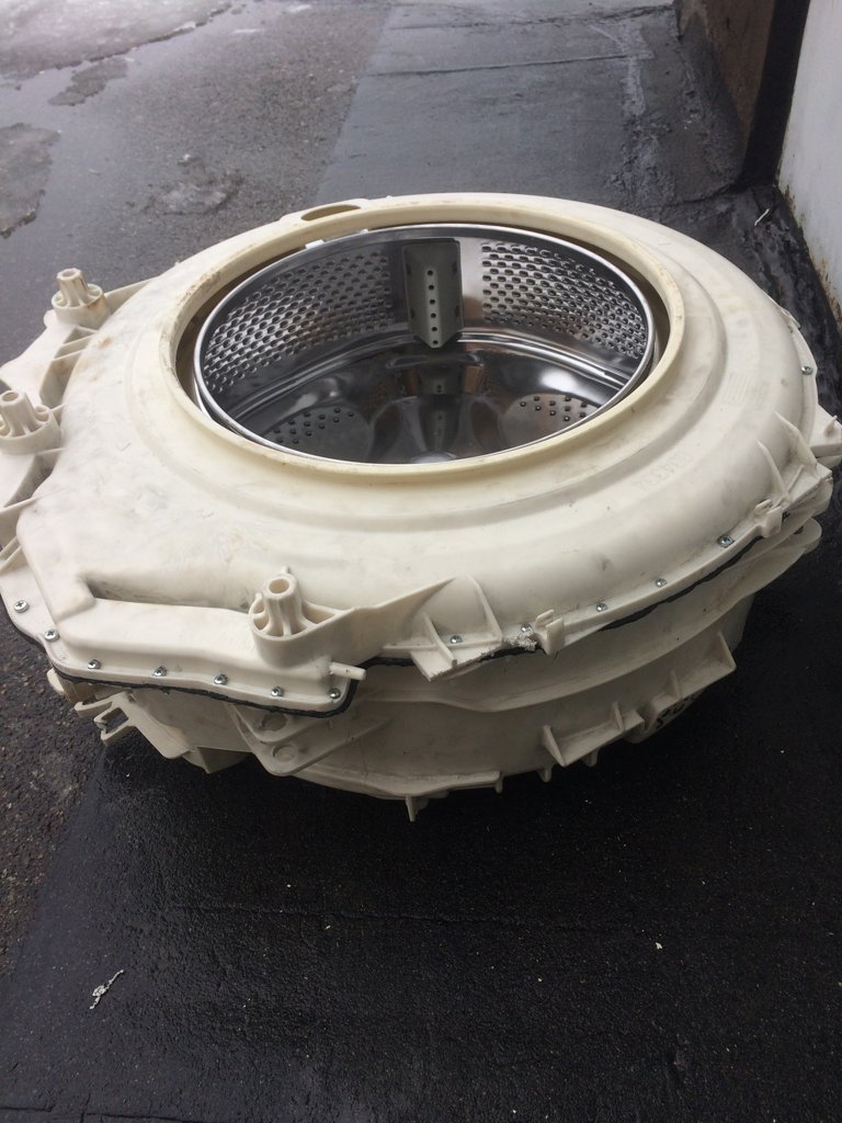 <span class=text14white>  Indesit WIUL 83</span>