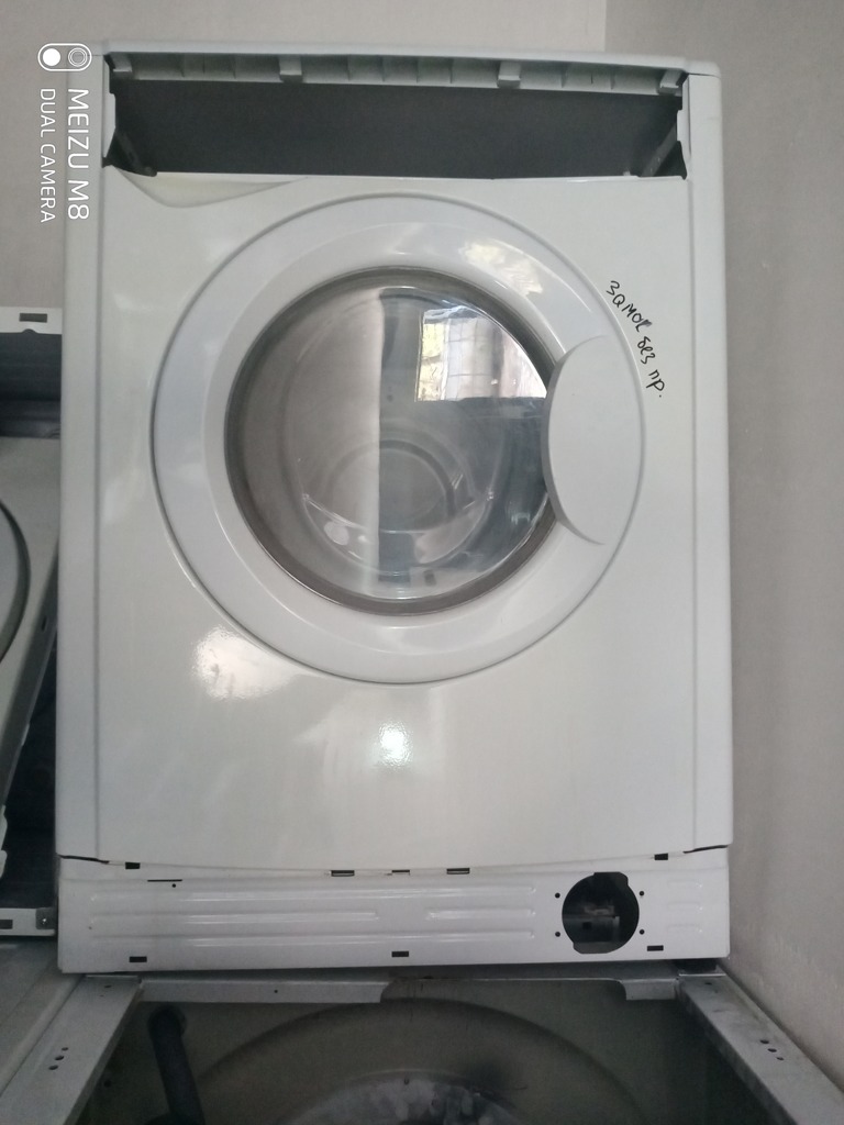 <span class=text14white>    Indesit WIL 105</span>