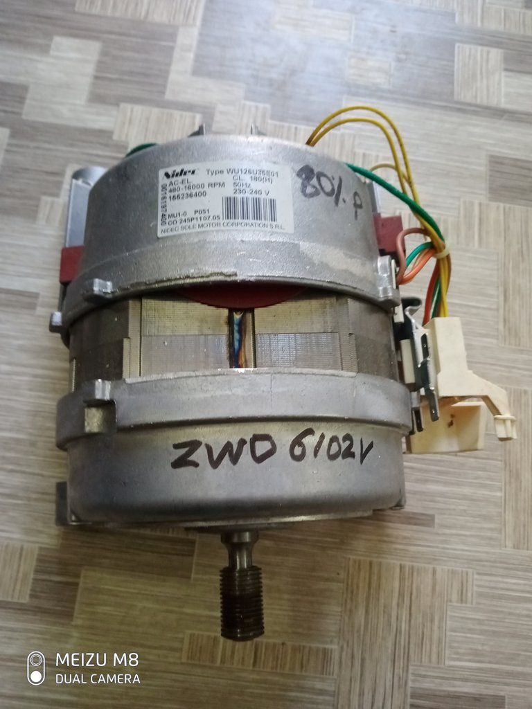 <span class=text14white>/     Zanussi ZWO 6102V</span>